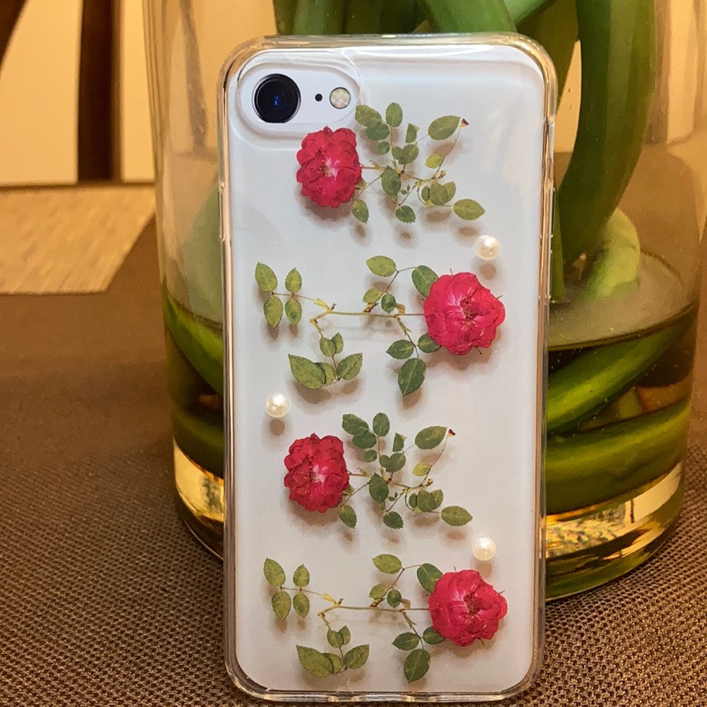⚜️Iphone 6.7.8.SE Pearl Flower Clear Phone Case!